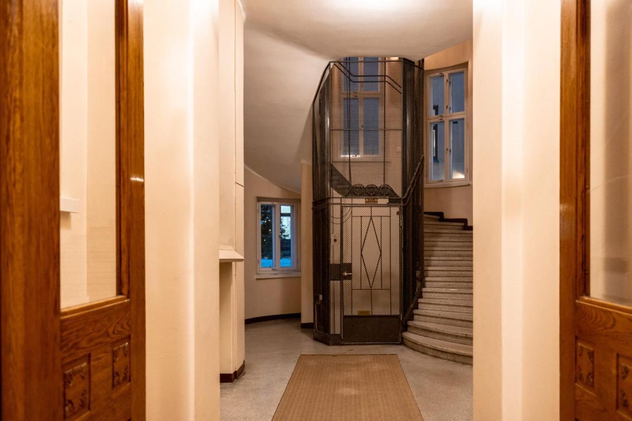 2Ndhomes Cozy & Compact Top Floor Studio In Erottaja 헬싱키 외부 사진